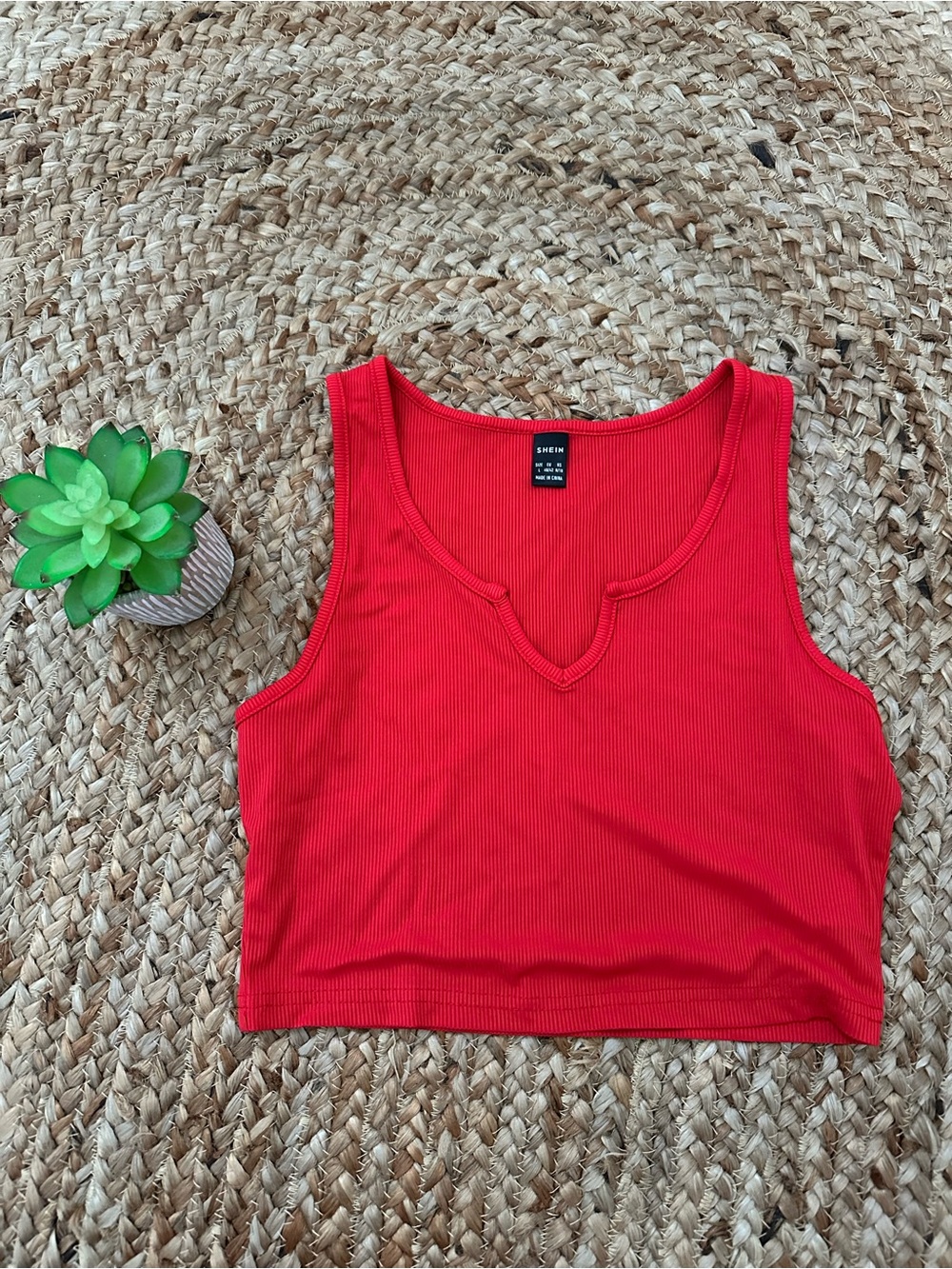 RED CROP TANK